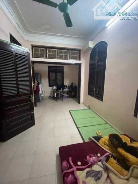 Nhà Trong Ngõ Tạ Quang Bửu, Lô Góc, Ôtô Vào Nhà, 15 Tỷ - 2