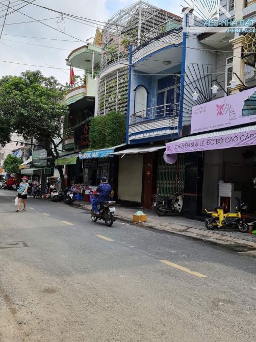 Bán MT KD 6x26m 2 tầng thuê 35tr1th Bùi Thế Mỹ P10 Tân Bình Giá 16tyx