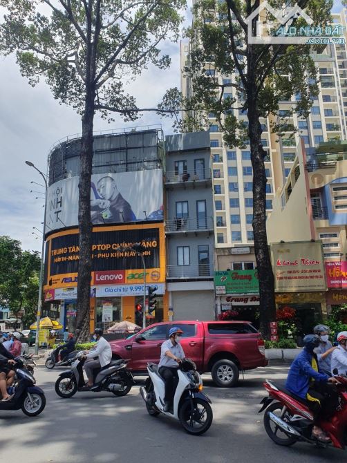 Tòa Building mặt tiền ngay Nguyễn Tri Phương Q.10 - 8x15m Hầm 7 tầng HĐT 160tr giá 47 tỷ