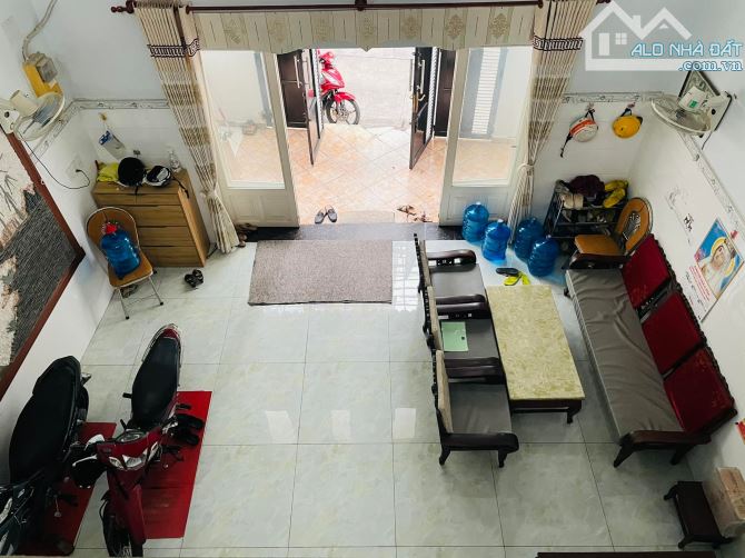 Bán Biệt thự mini, khu VIP Tân Bình, 110m2, giá chỉ 13ty99