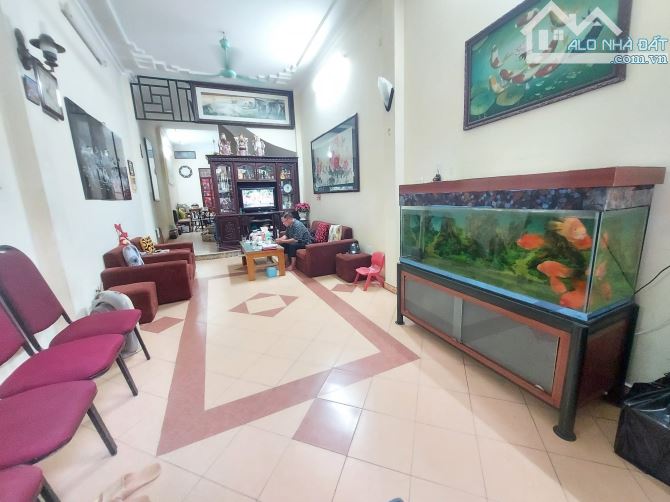Bán nhà Trung Phụng, Đê la Thành, Ngõ nông, 63m2 4 tầng, 10 tỷ 5 - 1