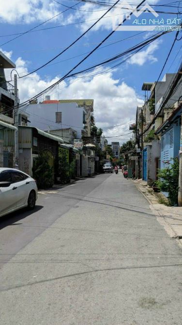 Bán nhà gần đường CMT8 và Phan Đình Phùng (P. Quang Vinh),dt:69m2, SHR, thổ cưHC;chỉ 2,tỷ - 1