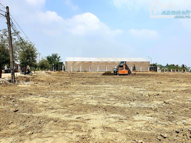 ĐẤT THỔ MẶT TIỀN ĐƯỜNG NGUYỄN THỊ BÀI - DT 150M2 (5x30) GIÁ SIÊU RẺ - MUA LỜI NGAY. - 2