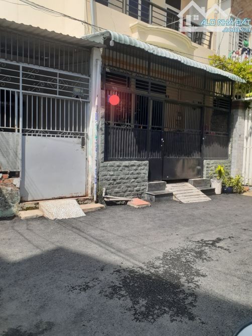 Bán nhà 56m2 hẻm ôtô  Quang Trung 3,2 tỷ
