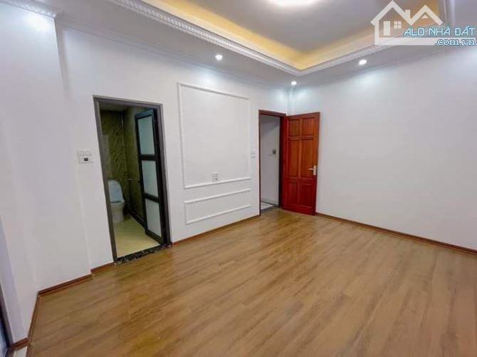 BÁN NHÀ RIÊNG NGÕ 203 KIM NGƯU 42M2 4 TẦNG NGÕ RỘNG - 1