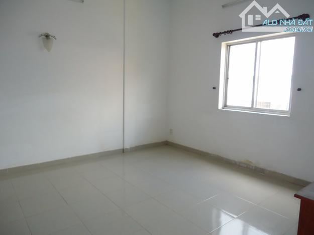 Nhà ngay Hoàng Văn Thụ, Lăng Cha Cả, 30m2, nở hậu, 3 tỷ, sổ công nhận đủ - 2