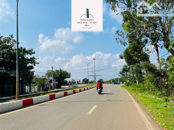 Đất Suối Nghệ - KDC - Cách QL 56 khoảng 50m, đường Ô tô đi thoải mái - 1