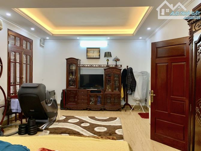 BÁN NHÀ PHỐ LÊ DUẨN NGÕ CỰC NÔNG 55M2, 4 TẦNG CHỈ 10 TỶ 5 - 1