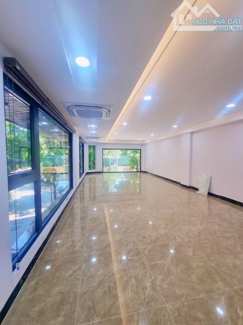 Bán căn góc phố Ngụy Như Kon Tum, phân lô vỉa hè ô tô tránh, DT 90m2 x 9 tầng, MT8m. - 2