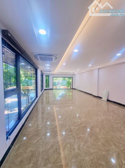 Bán căn góc phố Ngụy Như Kon Tum, phân lô vỉa hè ô tô tránh, DTSD 90m2 x 9 tầng, MT8m. - 2