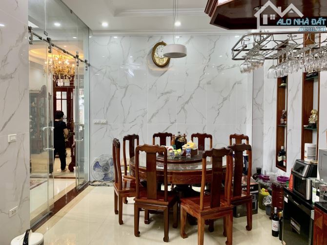 BÁN NHÀ PHỐ LÊ DUẨN NGÕ CỰC NÔNG 55M2, 4 TẦNG CHỈ 10 TỶ 5 - 2