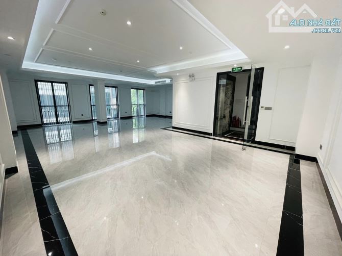 Bán căn góc phố Ngụy Như Kon Tum, phân lô vỉa hè ô tô tránh, DT 90m2 x 9 tầng, MT8m. - 3