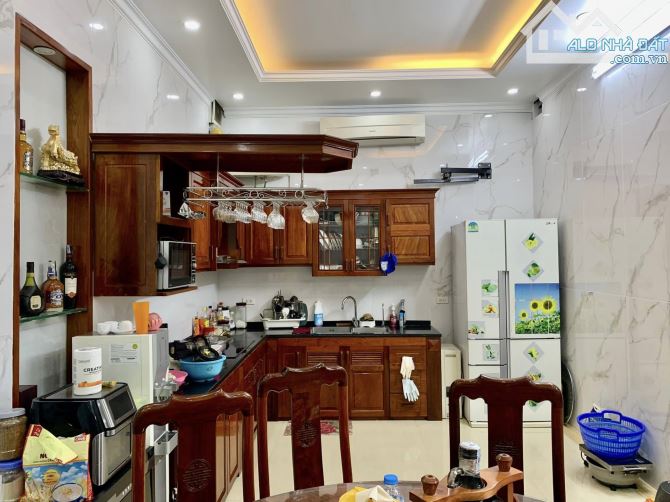 Bán nhà Đống Đa, Nam Đồng, Xã Đàn 40m2 nhà 5 tầng, cách phố 30m, giá chào 6 tỷ 3. - 3