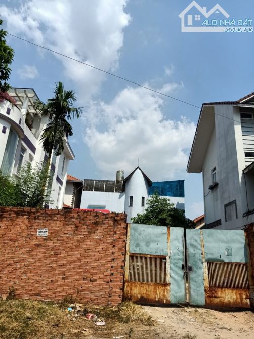 Bán lô đất mặt tiền đường số 40, Linh Đông, 253m2, giá 22  tỷ - 1