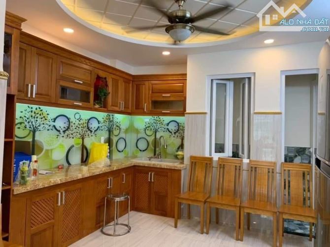Bán căn nhà mặt tiền đường Đào Duy Anh, Phú Nhuận, 100m2, 10 tầng, giá 30 tỷ - 1