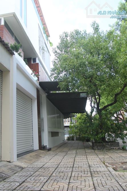 bán gấp nhà góc 2mt KDC An Phú Hưng,Quận 7,dt 6,1x19m - 3