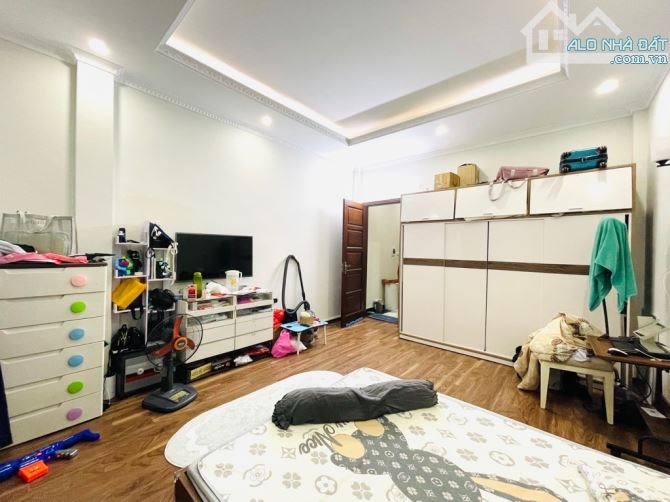 Định Công Thượng, Hoàng Mai, 60m², 5 Tầng, Nhà đẹp, gần ô tô, Gần phố,  Chỉ 10,8 tỷ. - 3