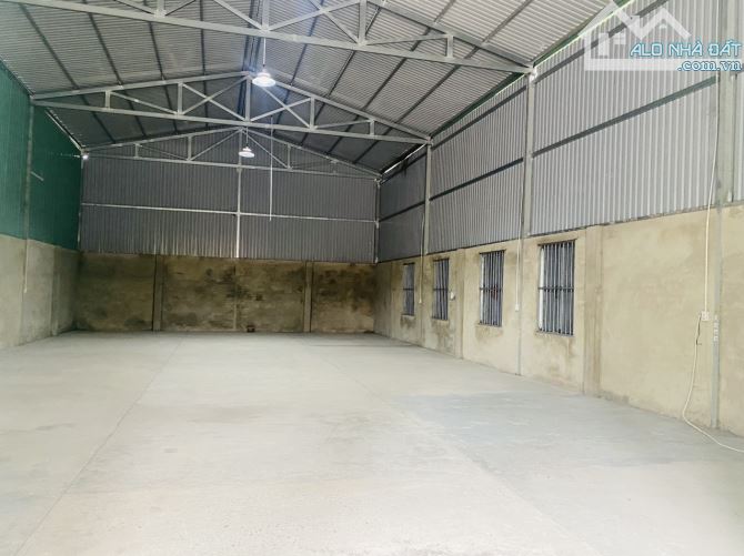 Kho xưởng Dĩ An 350m² đường cont làm kho sản xuất - 1