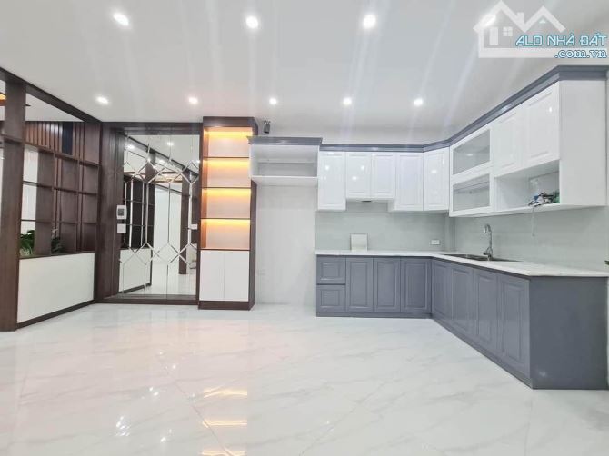 BÁN NHÀ PHỐ KIM NGƯU, LÔ GÓC - KINH DOANH Ô TÔ TRÁNH, MT RỘNG, 48M x 5 TẦNG - GIÁ 9.6 TỶ - 1