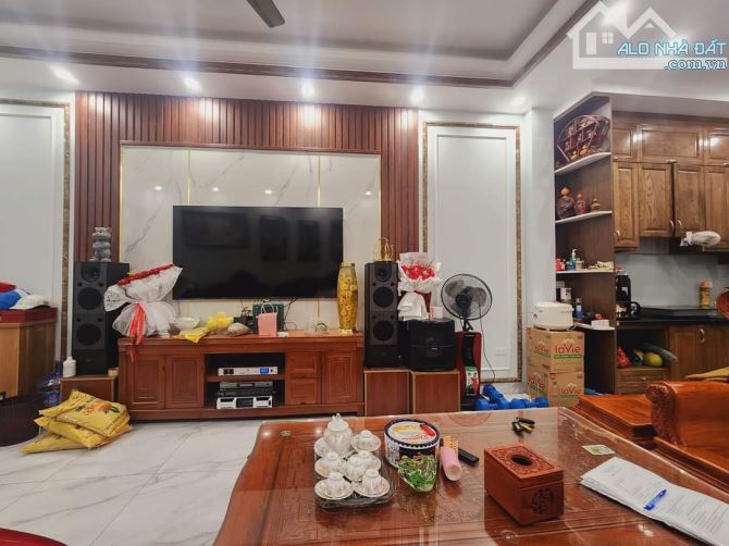 Bán nhà Đại La, Hai Bà Trưng 39m x 5Tầng, Giá 9.3 tỷ.kinh doanh, gần phố, ngõ rộng,nhà mới - 1