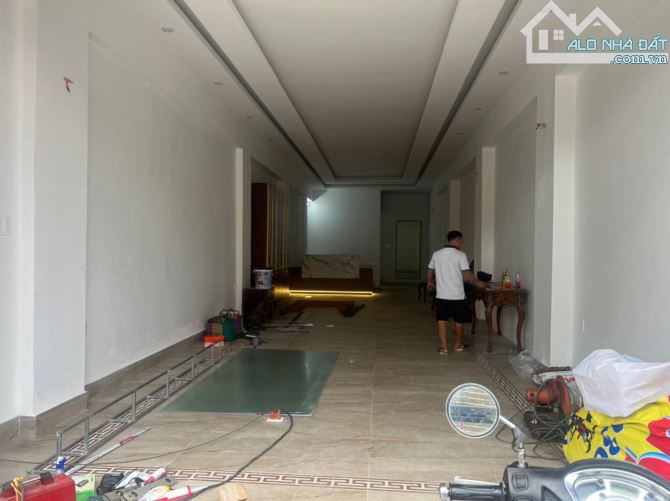 Bán nhà mặt tiền DT 99m2 Nguyễn Ảnh Thủ, Hiệp Thành, Q12. Ngang 4,5m Giá nhỉnh 17 tỷ. - 2