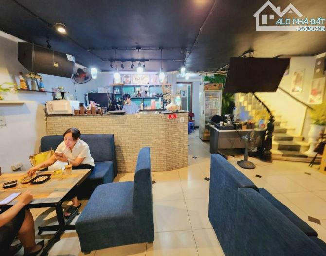 MẶT PHỐ CỔ QUẬN HOÀN KIẾM - GIÁP HỒ GƯƠM TRÀNG TIỀN - KD - VỈA HÈ - MT 7.2M- 99M2×4T - 3