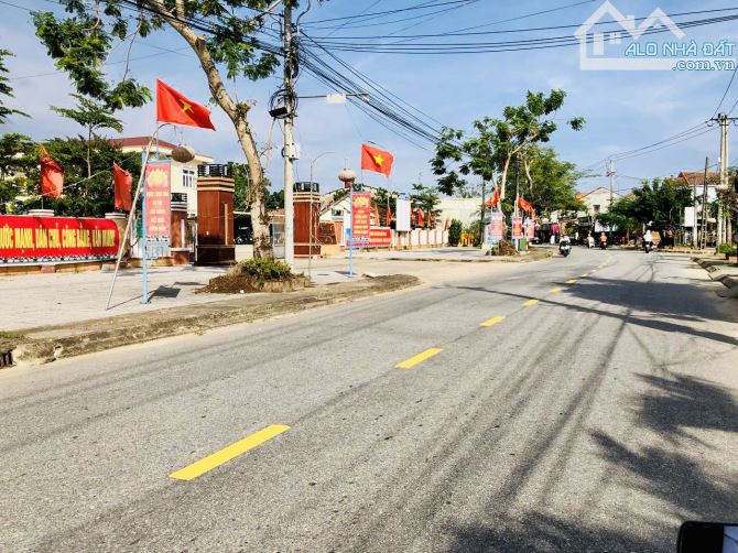 222triệu mua đất đường 7m5-121m2-gần chợ-uỷ ban-Trường học- Dân cư đông-Sổ hồng cc ngang 6 - 5