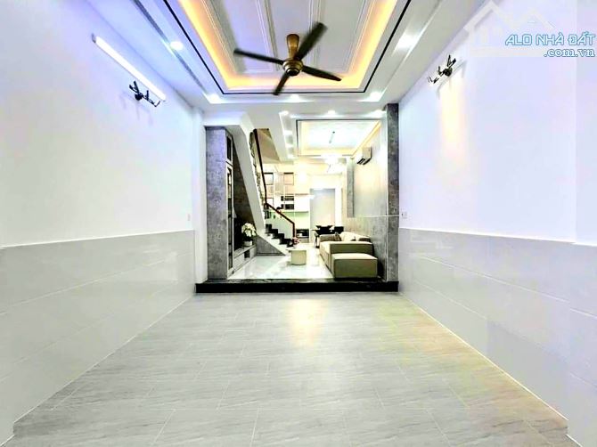 Bán nhà đường Đào Tông Nguyên, 4x12.5m, 4 tầng, giá 6.2 tỷ