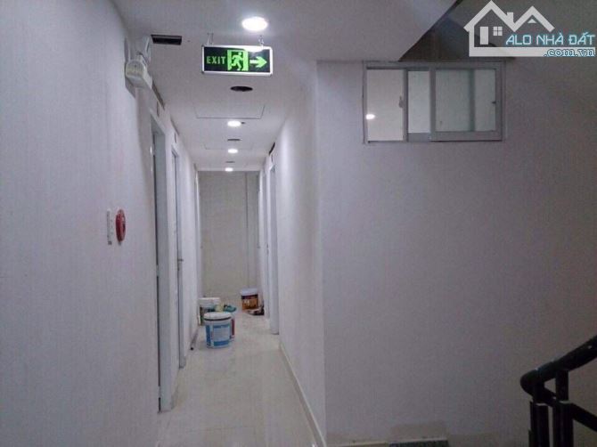 CHDV 32 phòng ngay Cityland - Dương Quảng Hàm F5 DT 8*25m giá chỉ 25.5 tỷ TL có thang máy - 2