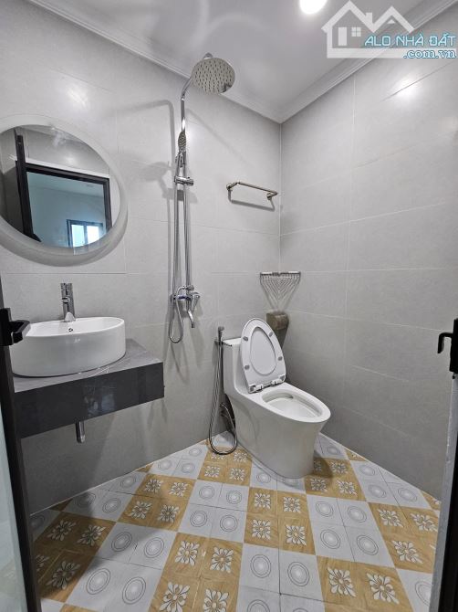 BÁN NHÀ TRẦN THÁI TÔNG-CẦU GIẤY-8 TẦNG THANG MÁY-GẦN PHỐ-Ở VÀ CHO THUÊ-DT55M NHỈNH 18 TỶ - 2