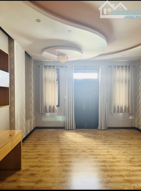 💥Bán nhà 1 trệt 3 lầu mặt tiền đường Nguyên Hồng - phường Phú Thuỷ - TP Phan Thiết - 3