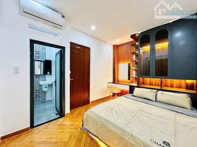 Nhà đẹp - Giá Mềm - Mua vào ở ngay - Nhà đường Lê Thị Bạch Cát, Q11. DT: 51m2/ 2tỷ680, SHR - 3