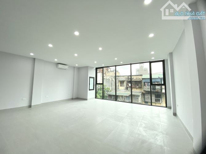 Cho thuê văn phòng tại đường Huỳnh Thúc Kháng sàn 50m2 đẹp lung linh giá rẻ nhất quận - 1