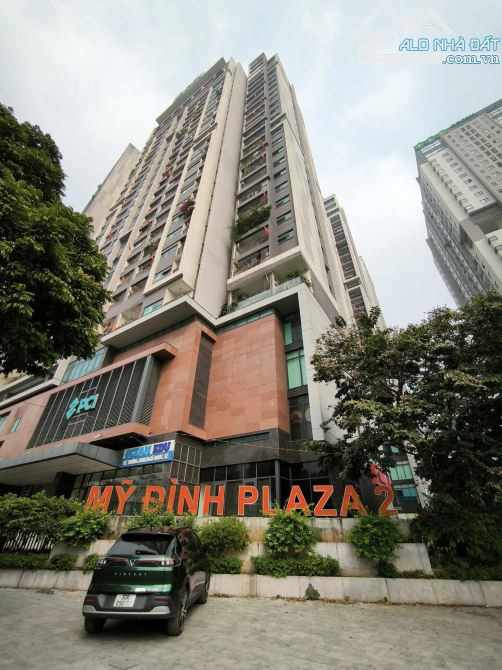 Bán Chung cư Mỹ Đình Plaza 2 70m2 2PN 2Vs Tặng full nội thất