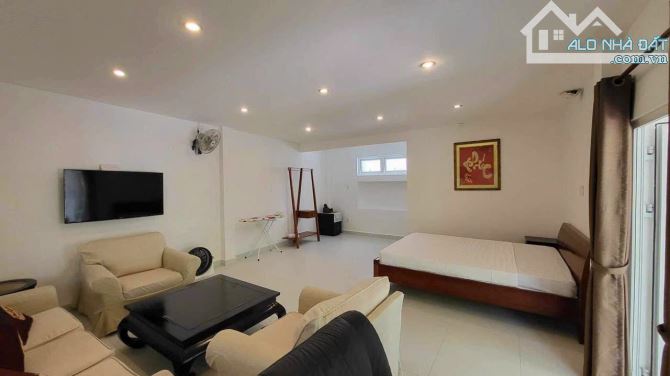 Bán căn villa đẹp 600mv view sông Làng Chài, Tân Thành, Hội An