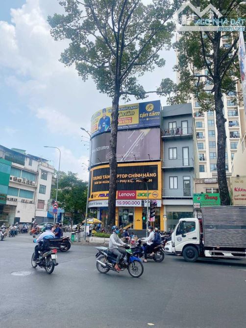 490m2 góc 2 mặt tiền đường 3/2 và Cao Thắng Q10, đang có HDT siêu khủng, giá tốt đầu tư