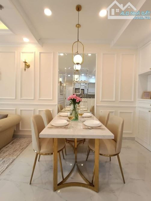 Bán căn chung cư Hà Đô Centrosa, DT 86m2 , 2 Phòng Ngủ , 2WC Giá 8.5 Tỷ , SHR - 8