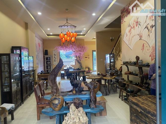 BÁN BIỆT THỰ VIP KHU MỸ ĐÌNH SÔNG ĐÀ. DT 195M2. XÂY 4 TẦNG. MT 9M. HAI MẶT TRƯỚC VÀ SAU