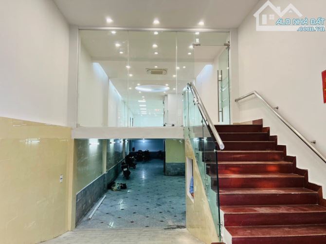 BÁN TOÀ BUILDING 8 TẦNG + 1 HẦM - THANG MÁY SIÊU TỐC, ĐƯỜNG VƯƠNG THỪA VŨ