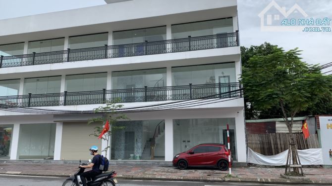 (SP) Cho thuê nhà mặt đường Hồ Sen (tiêu chuẩn ngân hàng) - 85m2 x 3,5 tầng - mặt tiền 22m - 1