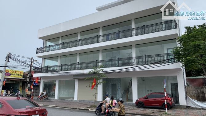 (SP) Cho thuê nhà mặt đường Hồ Sen (tiêu chuẩn ngân hàng) - 85m2 x 3,5 tầng - mặt tiền 22m - 2