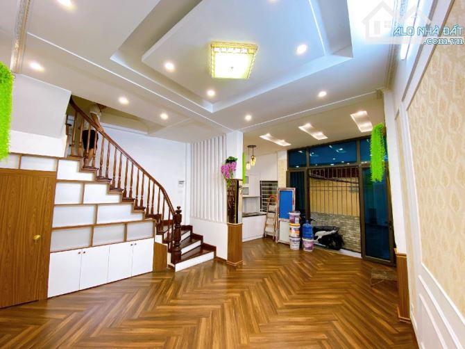 Bán nhà ngõ 354 Trần Khát Chân mới xây cách oto 20m - 4