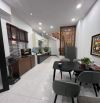 cần tiền bán nhà hoàng ngân cầu giấy 42m gíá 6.1 tỷ ô tô đỗ chước cửa .