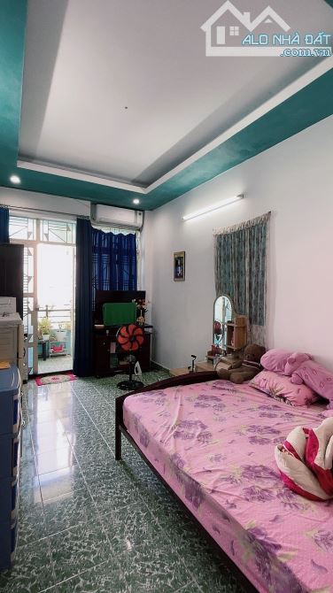 GIẢM  GIÁ  SIÊU  KHỦNG  HẺM  XE  TẢI  TRÁNH  ĐƯỜNG  SỐ  21 P.8 GÒ  VẤP 3PN  2TỶ8. - 2