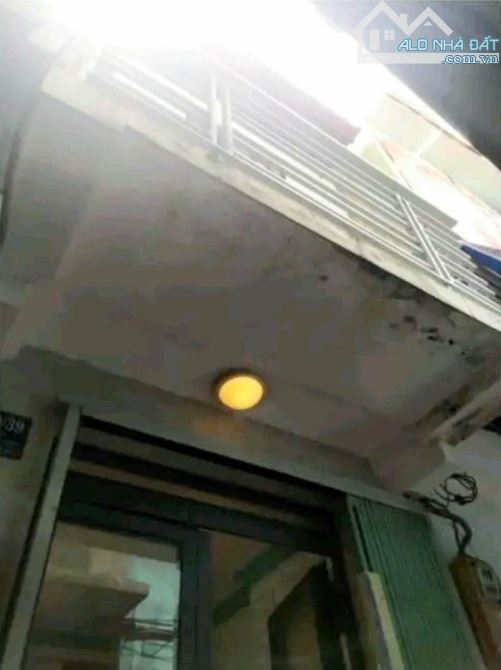 Nhỉnh 1 tỷ, SHR,Lâm Văn Bền Q7, Ko Quy Hoạch, khu VIP CXNH, 3Tầng - 2