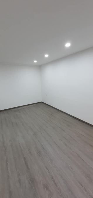 Có căn Nhà 3.5 tầng Văn Cao,Đằng Lâm, HA. Cần chuyển nhượng. S=72 m². Sân cổng. Đường 11m - 3