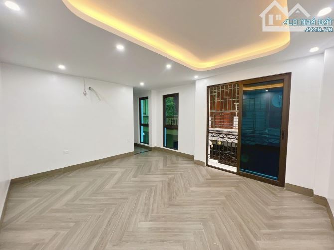 Bán nhà Trần Phú, Hà Đông-Lô góc 39/50m2 x 5 tầng ngõ ô tô tránh kinh doanh. 6,9 tỷ - 2