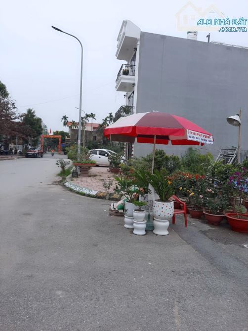 Bán đất Đống Chuối, Hồng Bàng đường 40m chỉ 31tr/m.