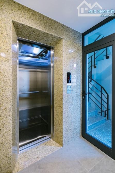 BÁN NHÀ HỒ TÙNG MẬU- Ô TÔ TRÁNH, 15M RA MẶT PHỐ- DTICH 70M2, 5 TẦNG THANG MÁY_ CHỈ 15 TỶ