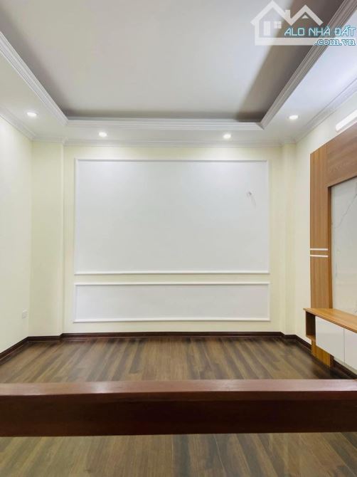 Bán nhà 5 tầng 56m ngõ 349 Minh Khai giá 4,8 tỷ - 1